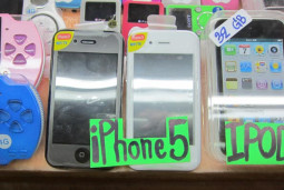 タイでiPhone5を見つけたヨ！