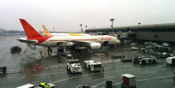 エアインディアの最新鋭機　７８７ドリームライナーに乗ってきました！