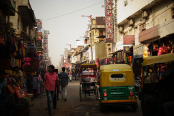 インドの携帯マーケットが中国企業一色　中国の世界進出がヤバイ